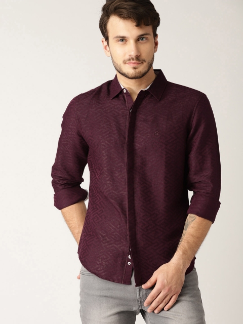 

United Colors of Benetton Men Burgundy Slim Fit Self Design Casual Shirt