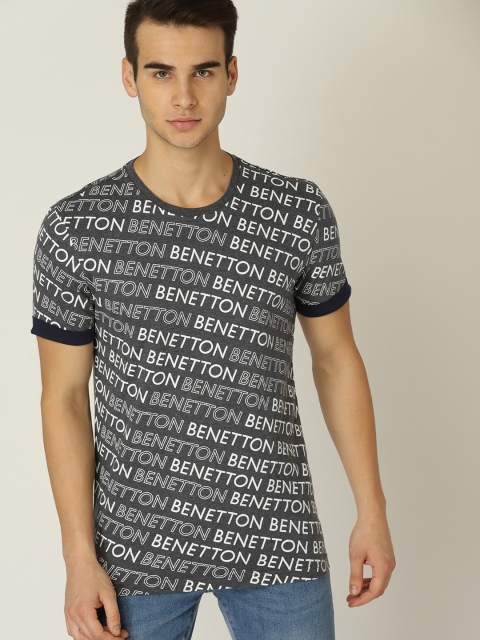 

United Colors of Benetton Men Grey Printed Round Neck T-shirt