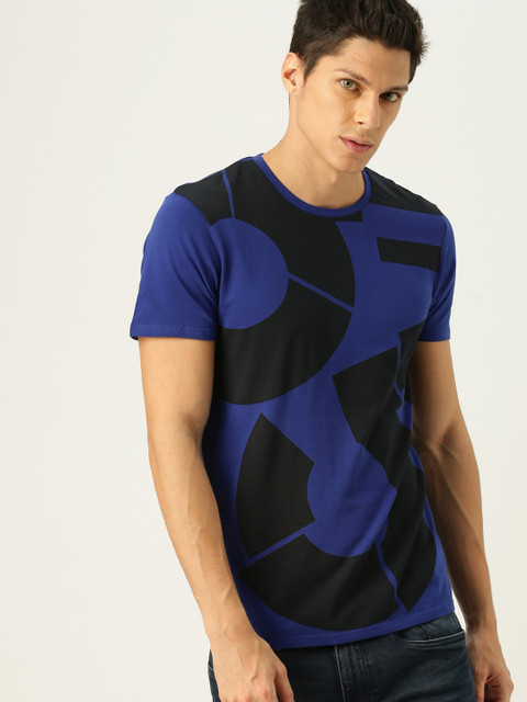 

United Colors of Benetton Men Blue Printed Round Neck T-shirt