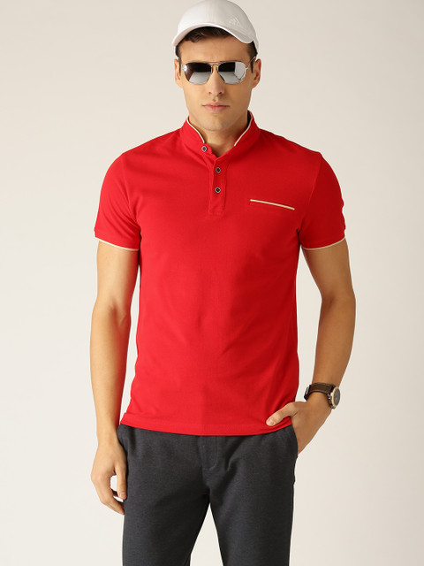 

United Colors of Benetton Men Red Solid Mandarin Collar T-shirt