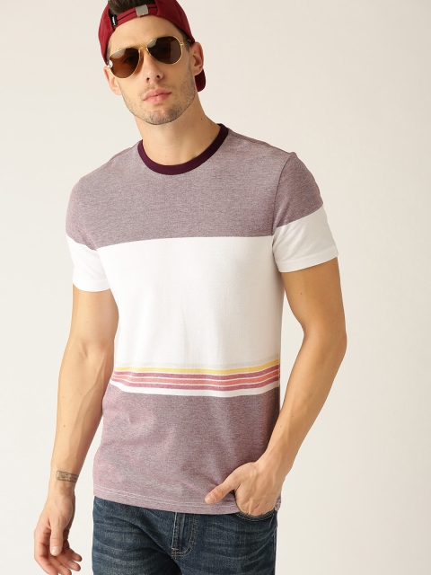 

United Colors of Benetton Men White & Burgundy Colourblocked T-shirt