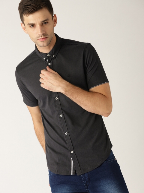 

United Colors of Benetton Men Charcoal Grey Slim Fit Solid Casual Shirt