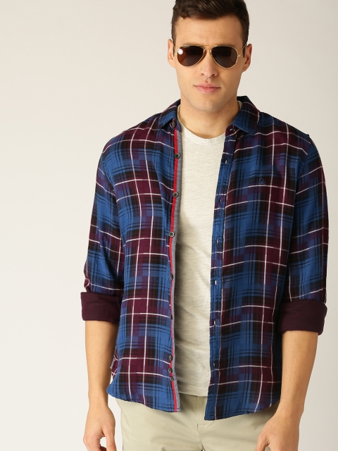 

United Colors of Benetton Men Blue & Burgundy Slim Fit Checked Casual Shirt