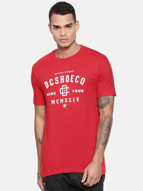 

DC Men Red Printed Round Neck T-shirt