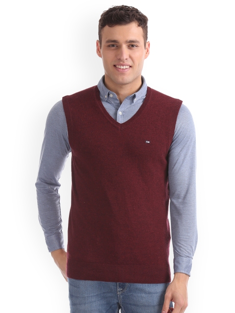

Arrow Sport Men Burgundy Solid Sweater