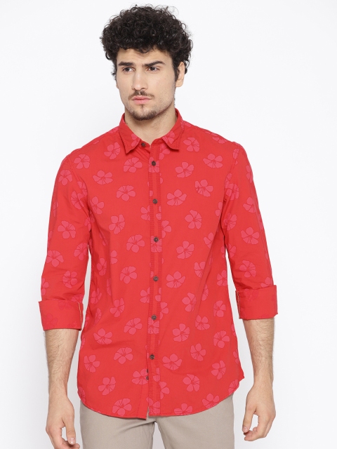 

Indian Terrain Men Red Slim Fit Printed Casual Shirt