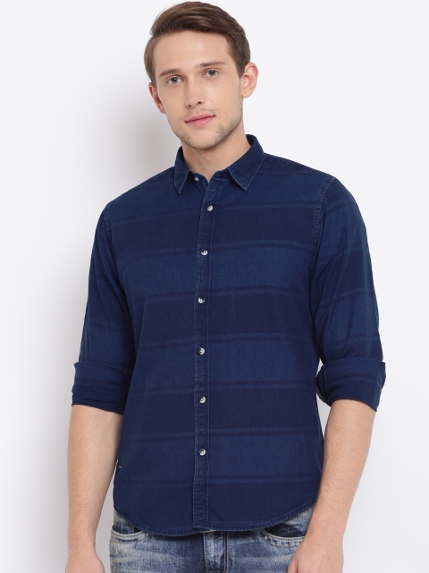 

Pepe Jeans Men Navy Blue Striped Chambray Regular Fit Casual Shirt