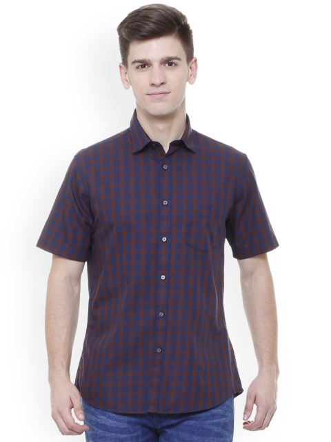 

Van Heusen Sport Men Blue & Maroon Slim Fit Checked Casual Shirt