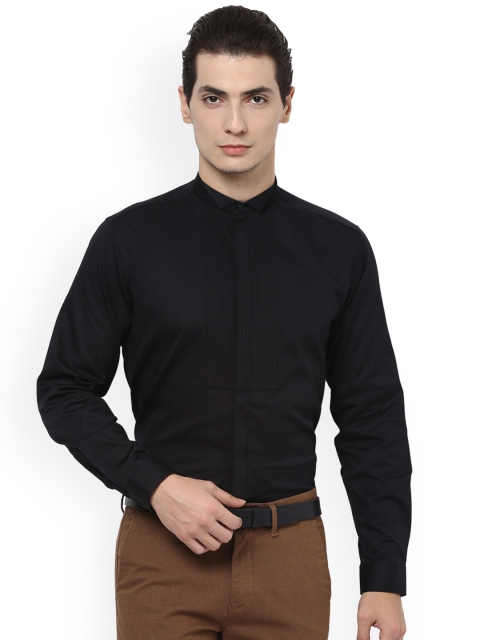 

V Dot Men Black Slim Fit Solid Casual Shirt