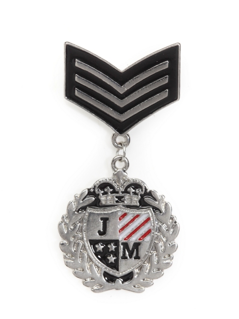

Alvaro Castagnino Men Silver-Toned & Black Lapel Pin