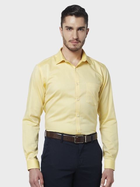 

Park Avenue Men Yellow Slim Fit Solid Formal Shirt