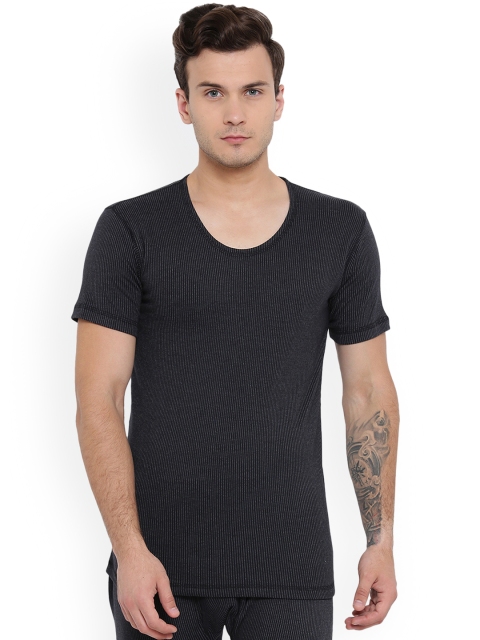 

Monte Carlo Men Black Striped Thermal Tops BBAPLMC67013_3XL