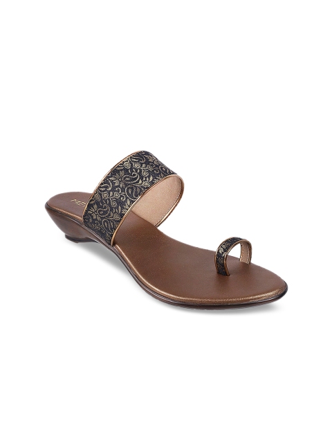 

Metro Women Black Printed Synthetic One Toe Flats
