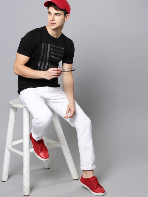 

Louis Philippe Jeans Men Black Printed Round Neck T-shirt