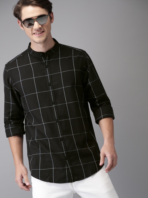

HERE&NOW Men Black & White Regular Fit Checked Casual Shirt
