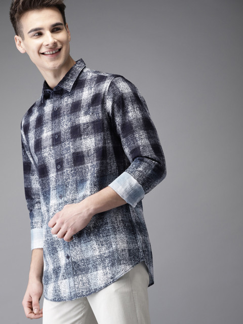 

HERE&NOW Men Black & White Regular Fit Checked Casual Shirt