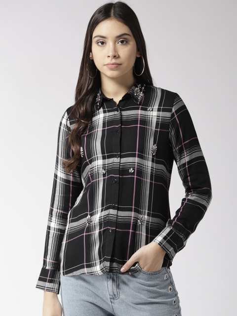 

Madame Women Black & White Regular Fit Checked Casual Shirt