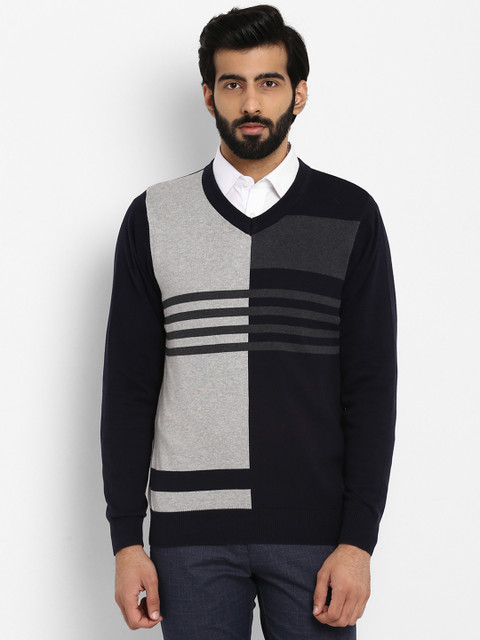 

Parx Men Blue Solid Pullover