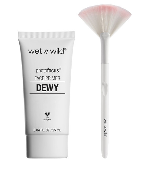 

Wet n Wild Sustainable Fan Brush & Till Prime Do Us Part Dewy Face Primer, White