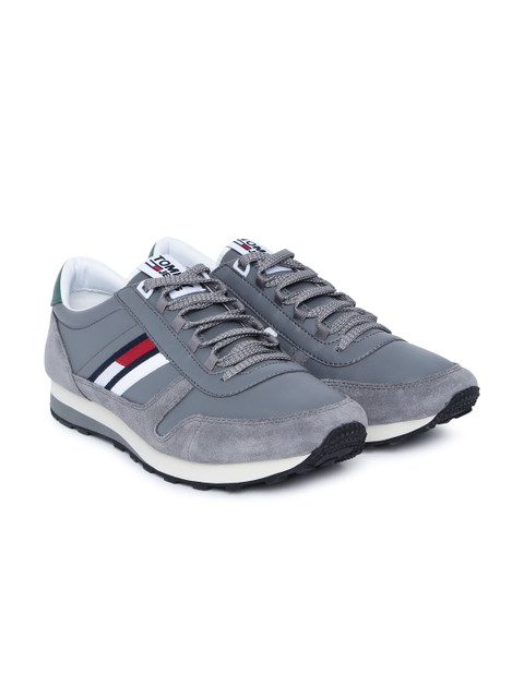 

Tommy Hilfiger Men RETRO RUNNER Grey Sneakers