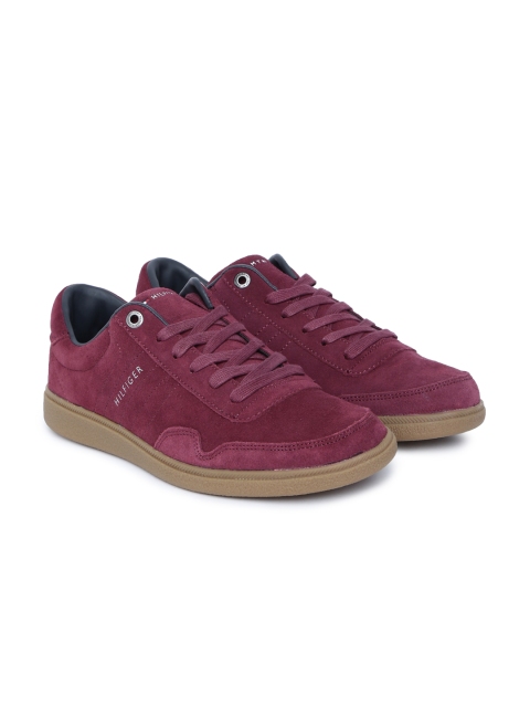 

Tommy Hilfiger Men Maroon Suede Sneakers