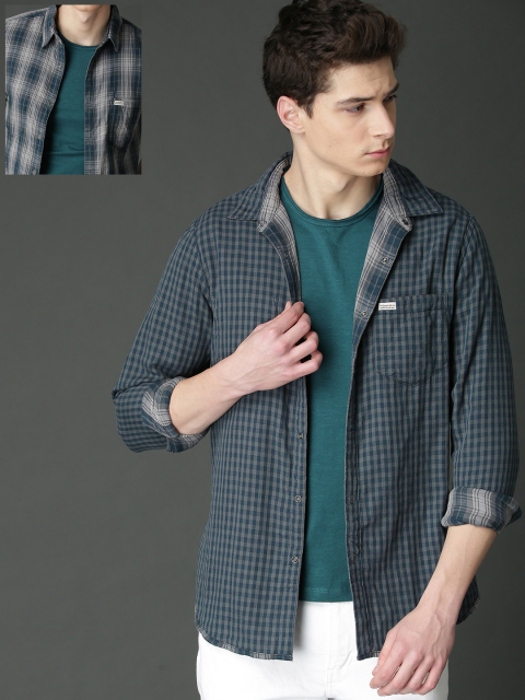 

Roadster Men Teal Blue & Grey Regular Fit Checked Reversible Casual Shirt