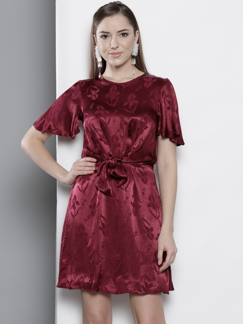 

DOROTHY PERKINS Women Petite Maroon Self Design Fit and Flare Dress