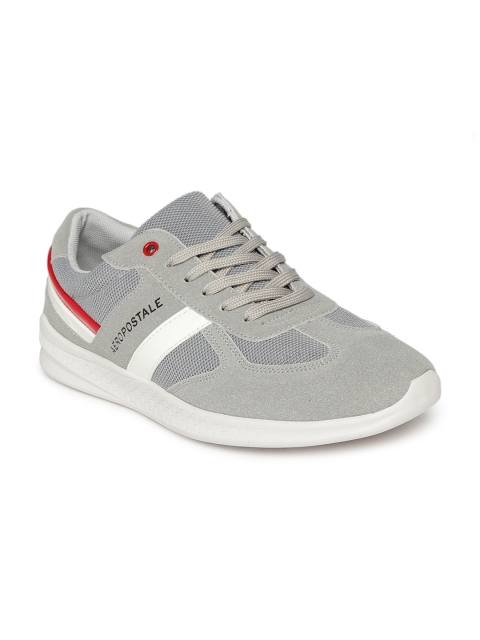 

Aeropostale Men Grey Sneakers