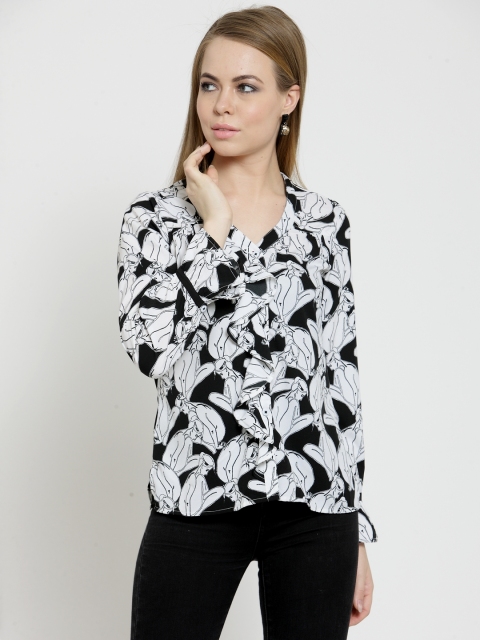 

Latin Quarters Women Black Printed Top