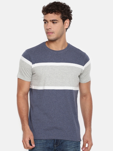

Breakbounce Men Blue & Grey Colourblocked Round Neck T-shirt