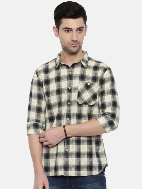 

Breakbounce Men Green & Off-White Slim Fit Checked Casual Shirt