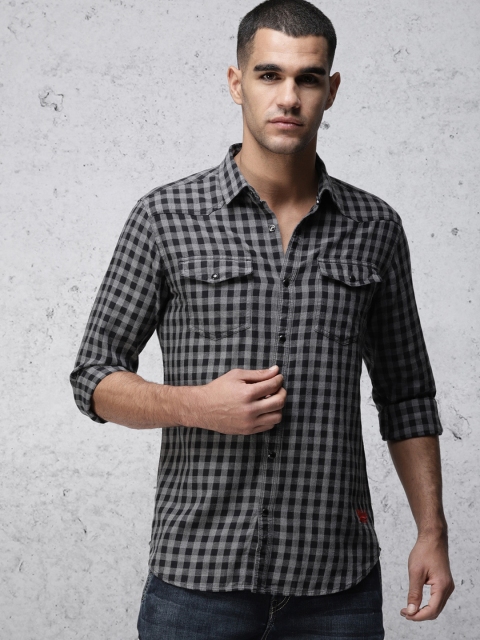 

Ecko Unltd Men Grey & Black Slim Fit Checked Casual Shirt