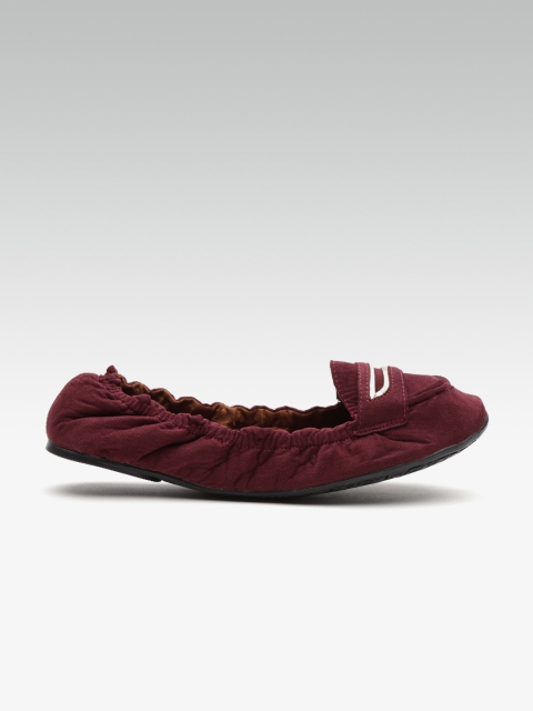 

Carlton London Women Burgundy Solid Folding Ballerinas
