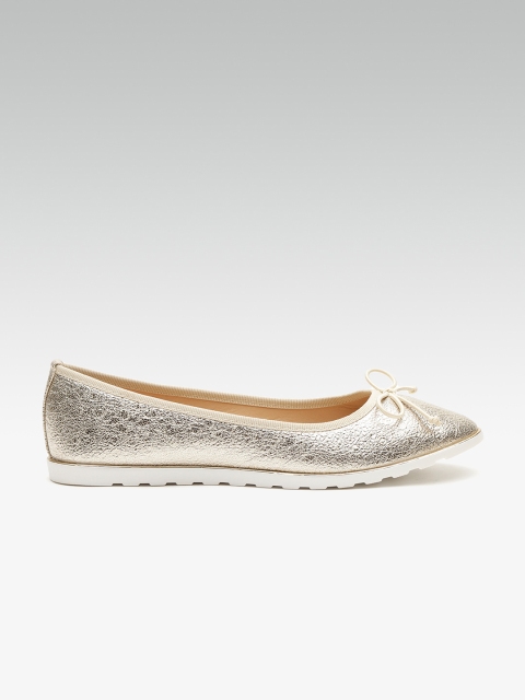 

Carlton London Women Gold-Toned Solid Ballerinas