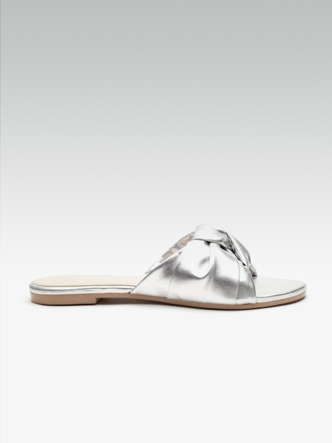

Carlton London Women Silver-Toned Solid Open Toe Flats