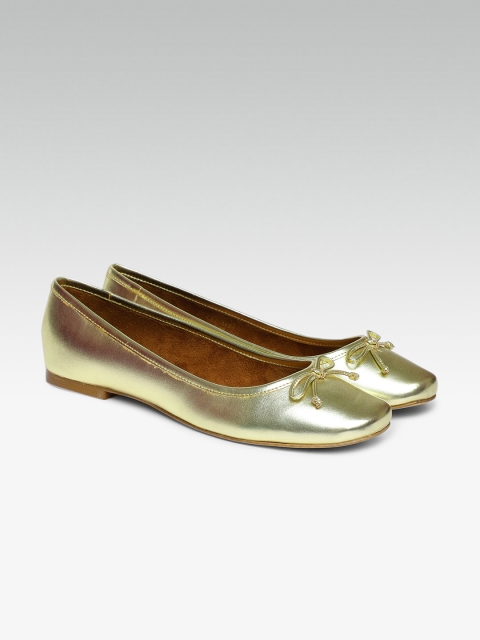 

Carlton London Women Gold-Toned Solid Ballerinas