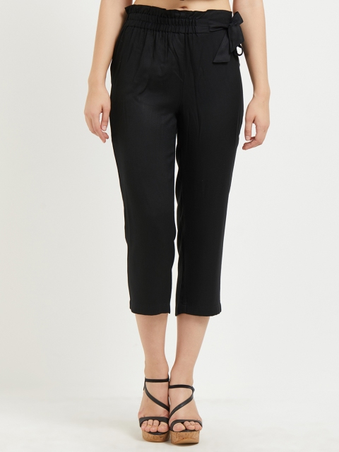 

109F Women Black Solid Peg Trousers
