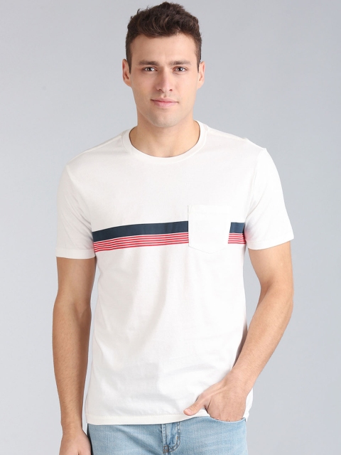 

GAP Men White Striped Round Neck T-shirt