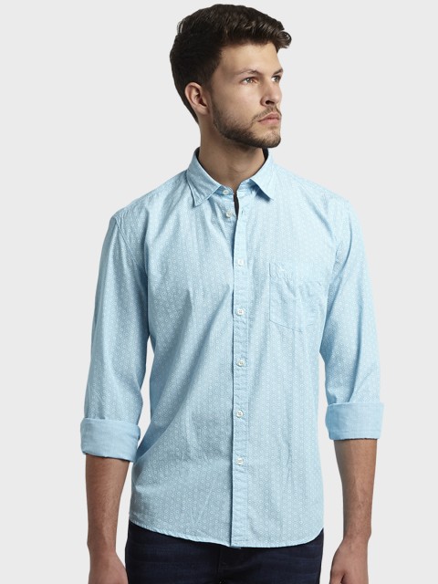 

Parx Men Blue & White Slim Fit Printed Casual Shirt
