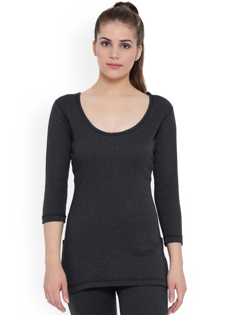 

Monte Carlo Women Black Self Design Thermal Top BBAPLMC67008_3XL