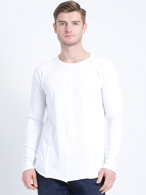 

Tinted Men White Solid Round Neck T-shirt