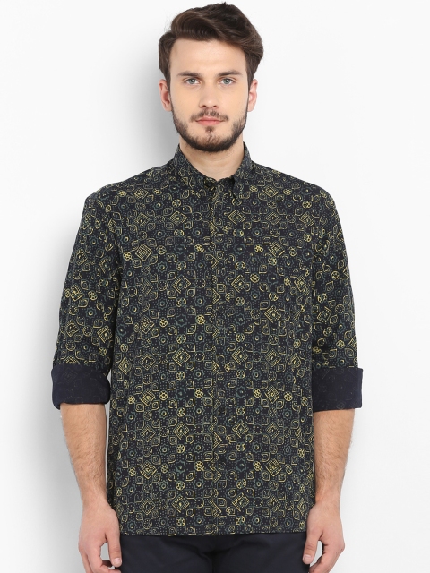 

ColorPlus Men Green & Blue Regular Fit Printed Casual Shirt