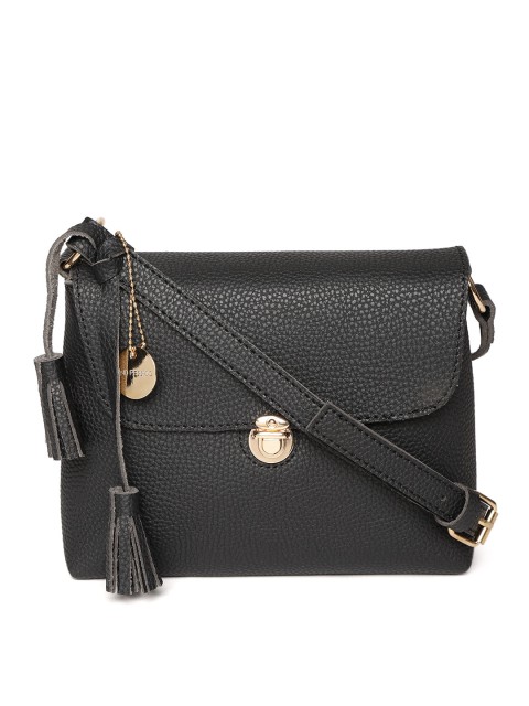 

Lino Perros Black Solid Sling Bag