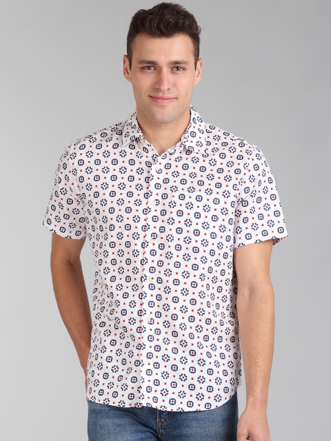 

GAP Men White Standard Fit Short Sleeve Shirt In Linen-Cotton