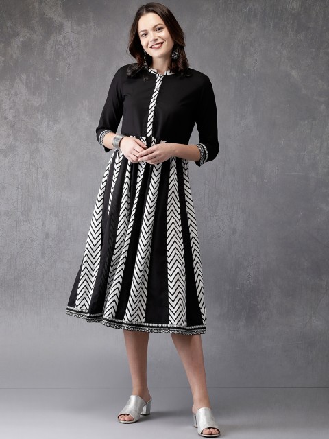 

Anouk Women Black & White Printed A-Line Kurta