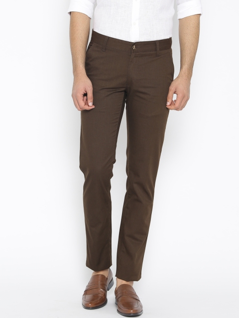 

Oxemberg Men Brown Slim Fit Solid Chinos
