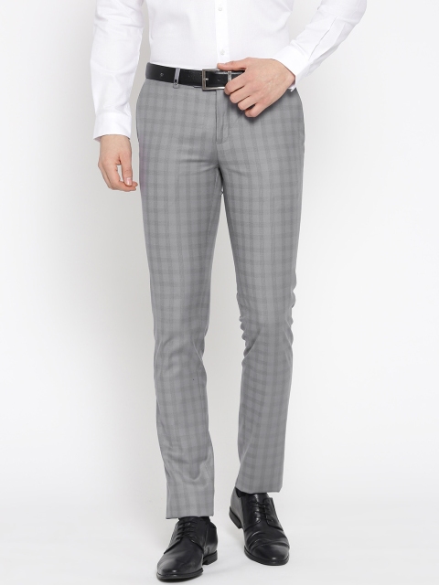 

Oxemberg Men Grey Regular Fit Checked Trousers