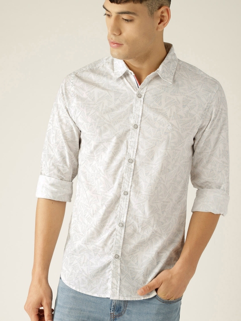 

United Colors of Benetton Men White & Blue Slim Fit Printed Casual Shirt