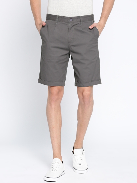 

United Colors of Benetton Men Charcoal Grey Solid Slim Fit Chino Shorts