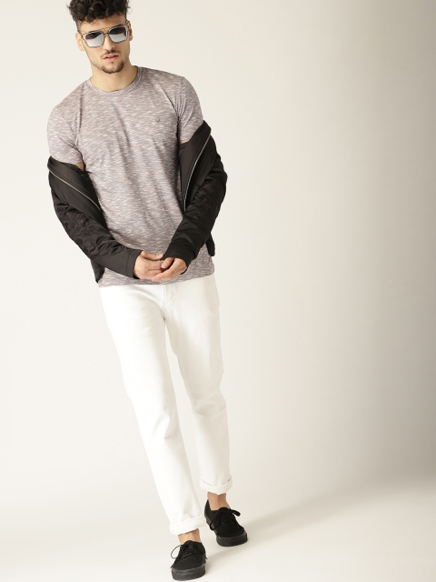 

United Colors of Benetton Men Grey Solid Round Neck Pure Cotton T-shirt